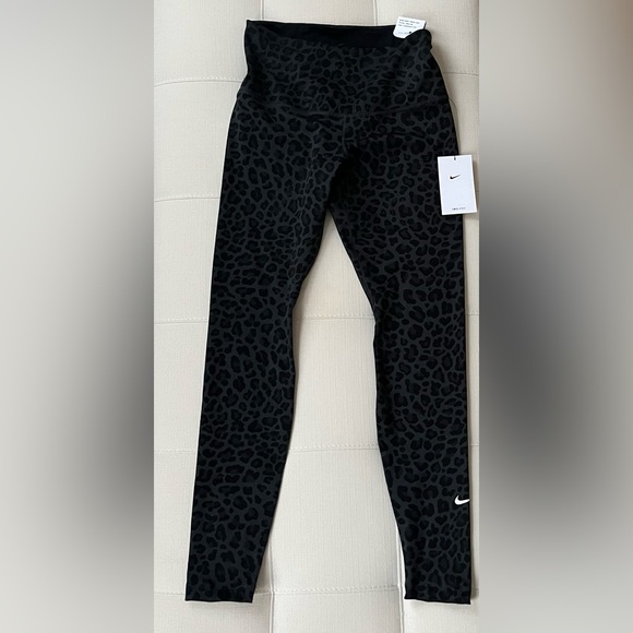 Black and gray leopard print Nike workout pants - Picture 1 of 3
